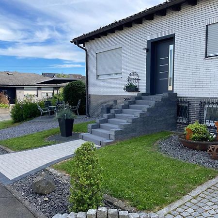 Ferienwohnung Steinstrass Naehe Nuerburgring ケルベルク エクステリア 写真